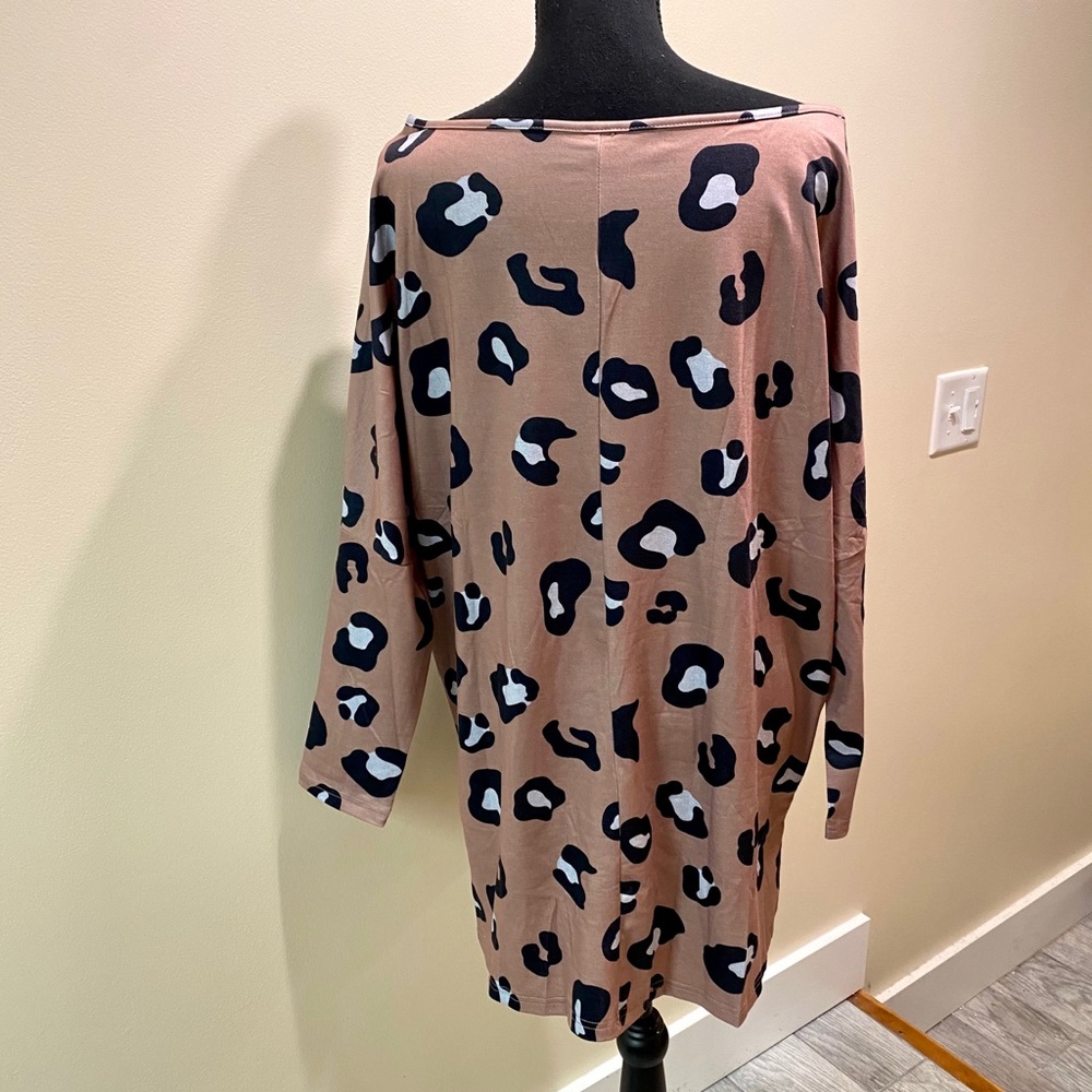 DEAR LOVER | Leopard Print Tunic - Picture 6 of 8